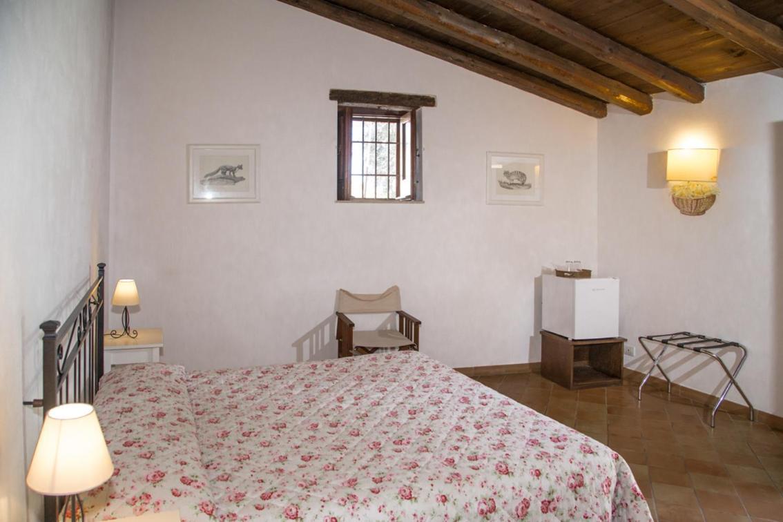 Pozzo Di Mazza Farm stay *